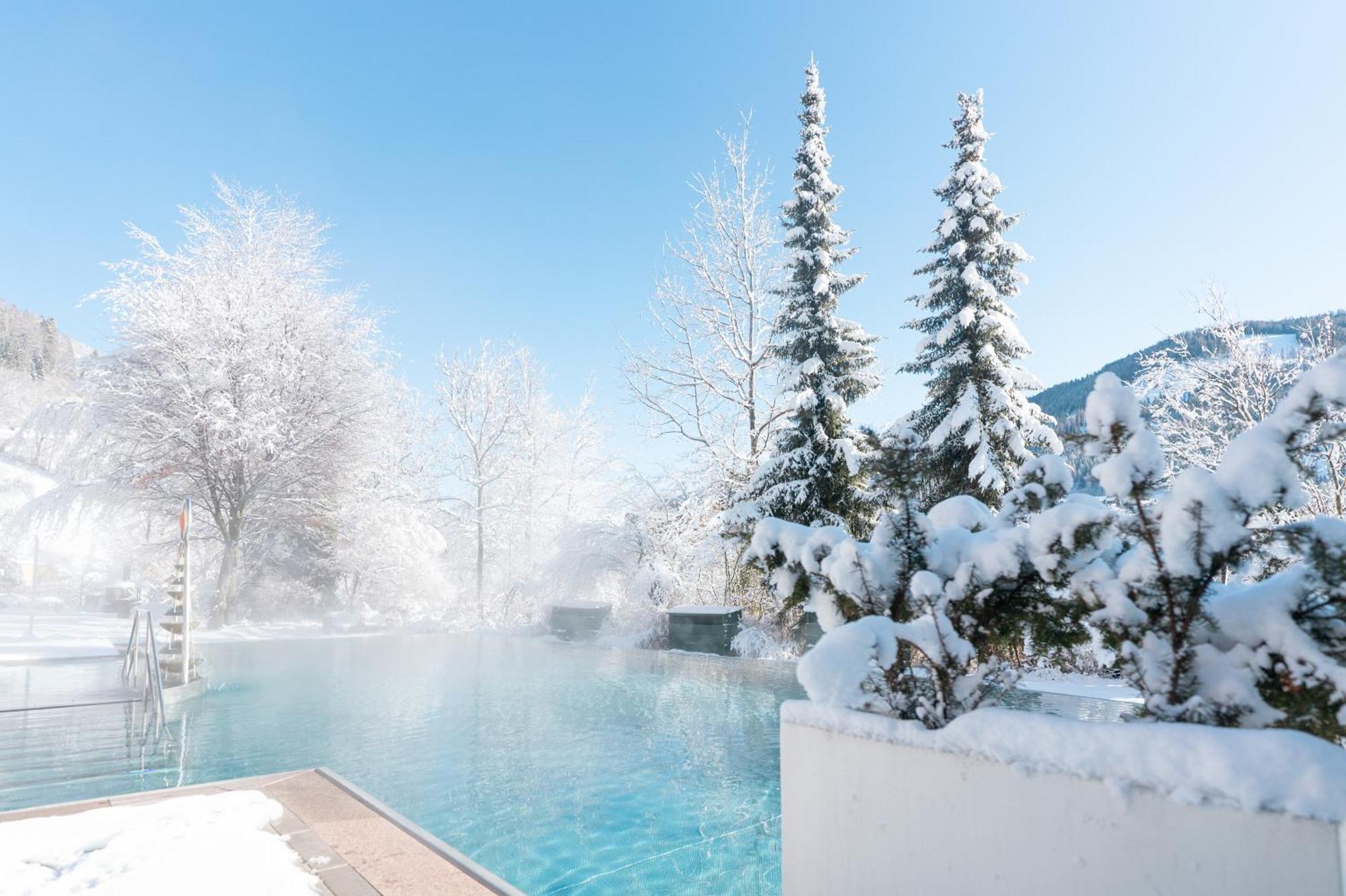 Das Ronacher Thermal Spa Hotel Bad Kleinkirchheim Bagian luar foto